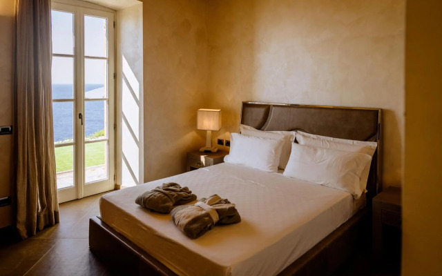 Faro di Punta Fenaio