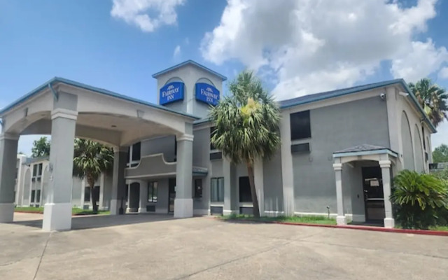 Capital O Fairway Inn - Baytown La Porte TX