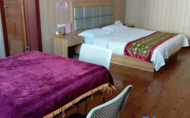 Mango Hotel
