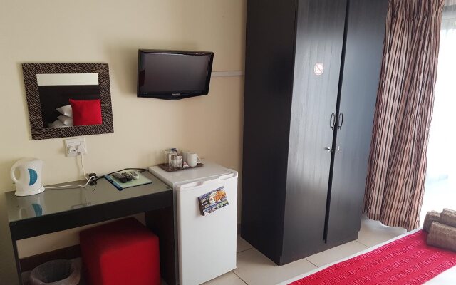 360 Eastwoods Guesthouse