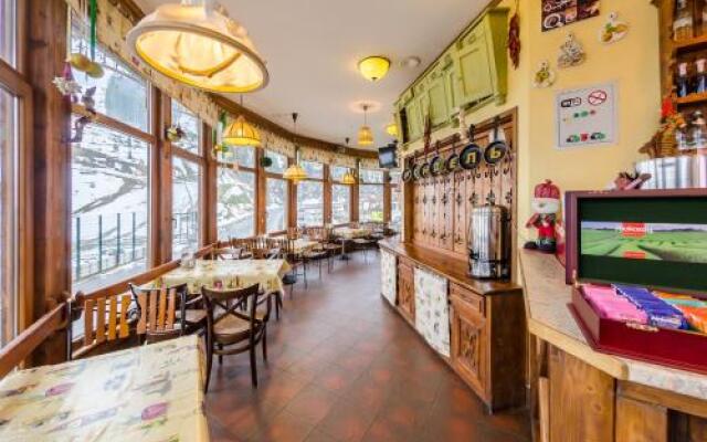 ZimaSnow Ski & Spa Club