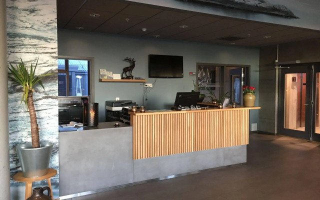Hjorten Hotell Hitra