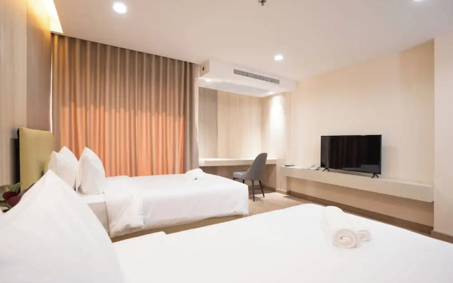 Oriole Residence