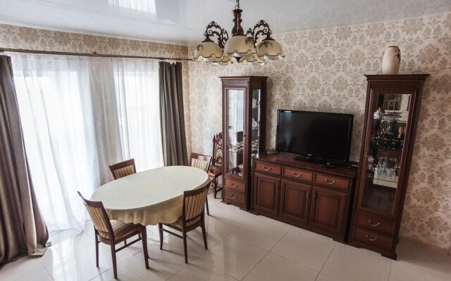 Apartment on Liteyny 60