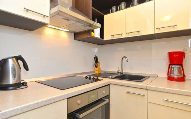 Apartment 628