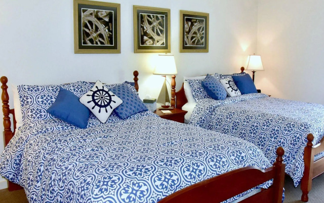 Camelot Restaurant & Inn