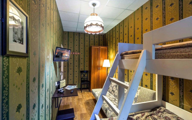 Друзья на Казанской