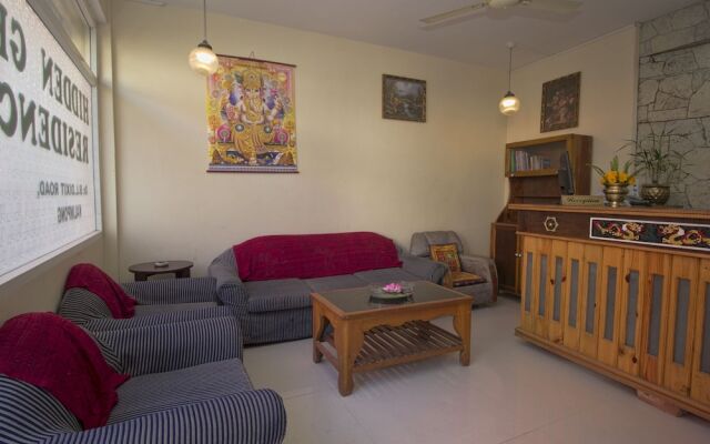 OYO 23353 Hidden Gem Residency