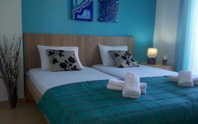 Paradise Kriopigi Hotel