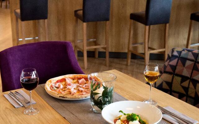 CONRAD Comfort Hotel****