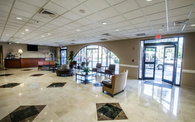 Clarion Inn & Suites Miami International Airport