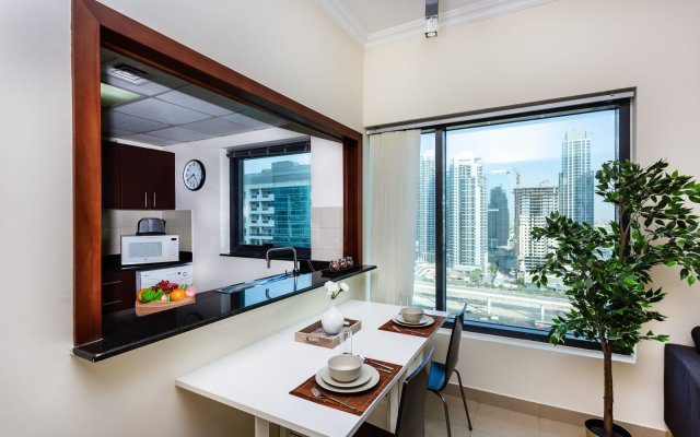 Modern and bright 1 BR apartment amazing views