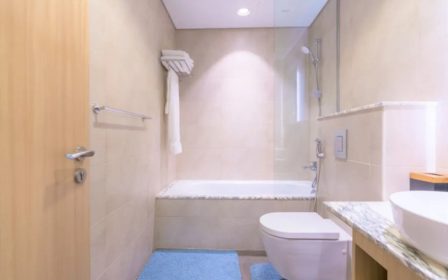 Luxurious 2B With Burj Views in Business Bay