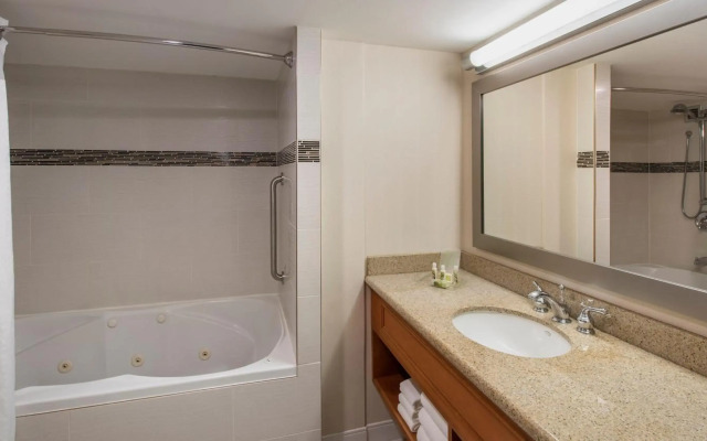 Holiday Inn Winnipeg South by IHG