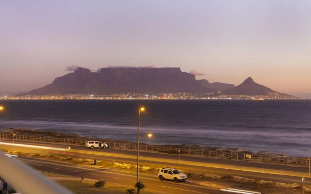 African Beauty at The Bay