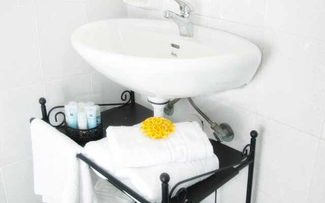 Selenaview Apartments