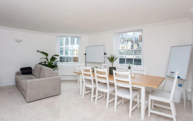 Modern 2 Bedroom Apartment in the Heart of London