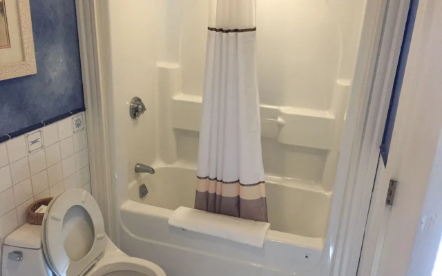 The Winthrop Arms Hotel And Restaurant