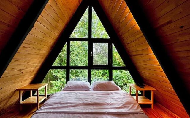Pentalow Cabin