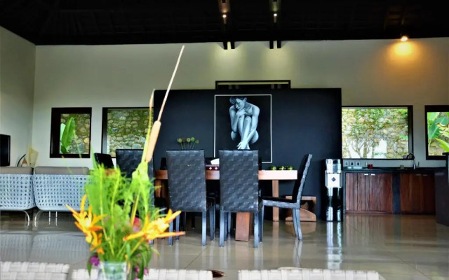 Villa Tiara Lombok Island