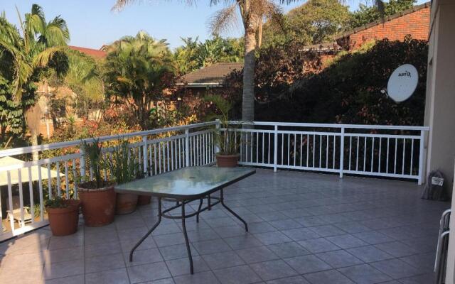 84 Leonora Drive - Family Holiday Home