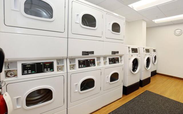 TownePlace Suites Grove City Mercer/Outlets