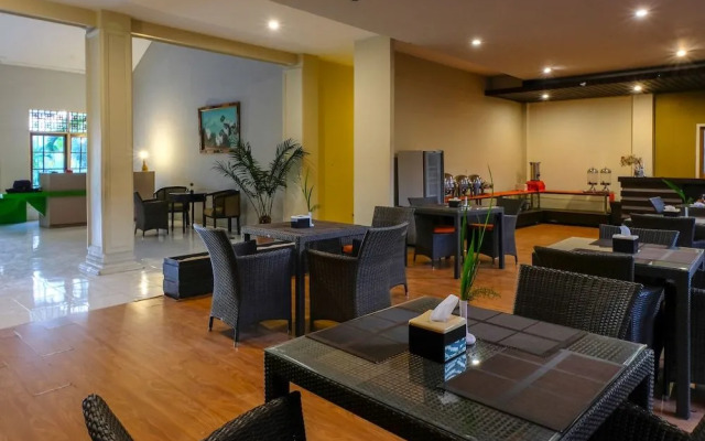 OYO 972 Griya Asri Hotel Mataram