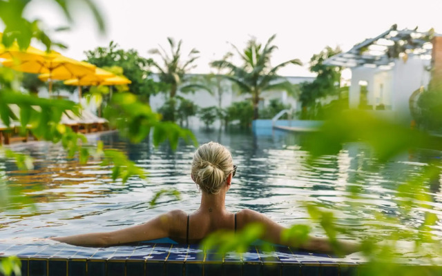 Ariya Resort