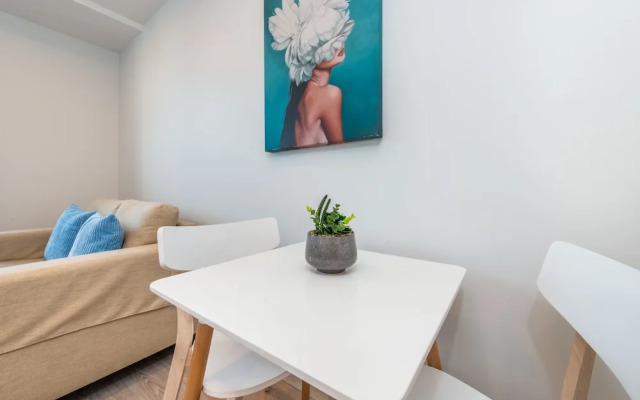 JHT Studio Opp Skytower view Balcony