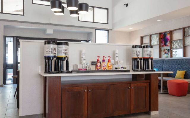 Hampton Inn & Suites El Paso-Airport