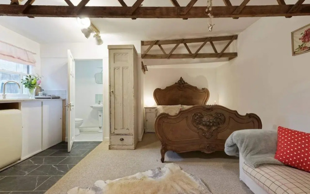 Milk Shed - Couples Seaside Retreat Whitstable