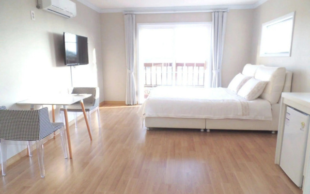 Jubilee Chalet
