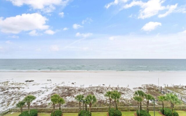 Regency Isle Penthouse 1106