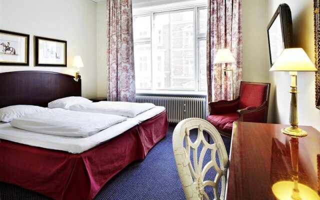 First Hotel Excelsior
