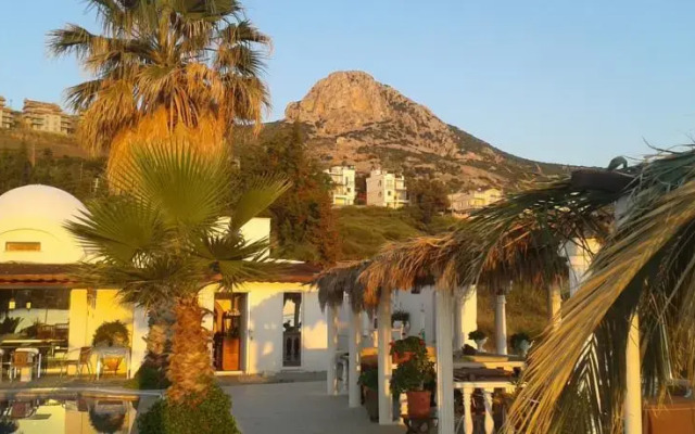 Villa Gold
