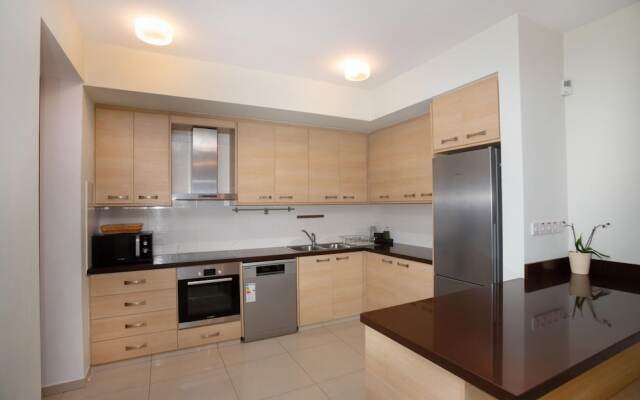 Bay View Gardens Apt 1