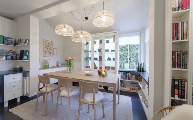 Zeeland Retreat; Sauna and Seaside Charm
