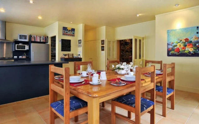 Olive Rabbit - Boutique Bed & Breakfast