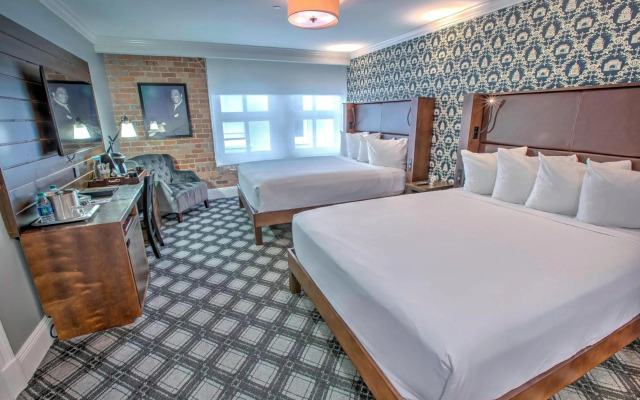 Q&C Hotel and Bar, New Orleans, Autograph Collection