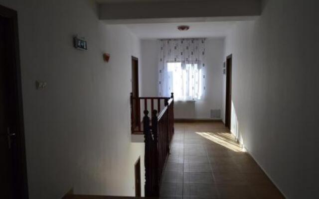 Casa Vanatorilor