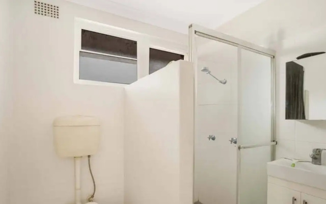 Prickly Pear Stays in Mayfield West