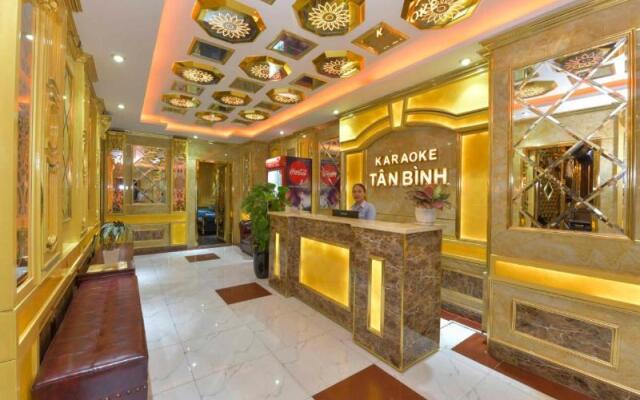 Tan Binh Hotel by ZUZU