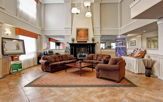 Comfort Inn and Suites Ingersoll