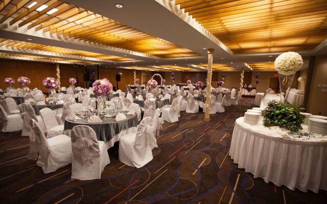 Edmonton Hotel and Convention Centre