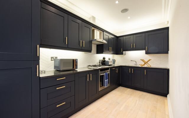 The Mayfair Arms - Modern & Bright 2BDR Apartment