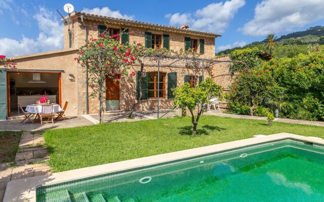 Beautiful Mallorcan Villa With Pool in Soller