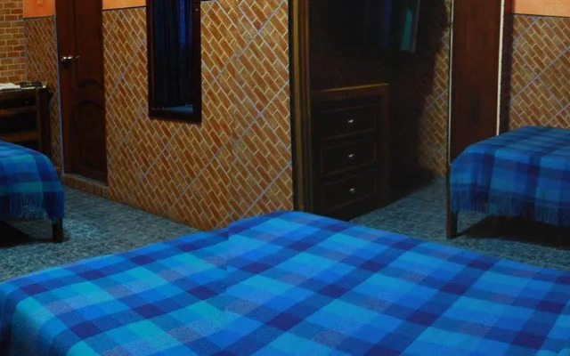 Guayaquil Hostel Suites Madrid