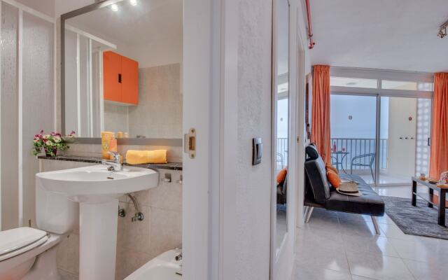 M12b. Very Central Apartment in las Américas