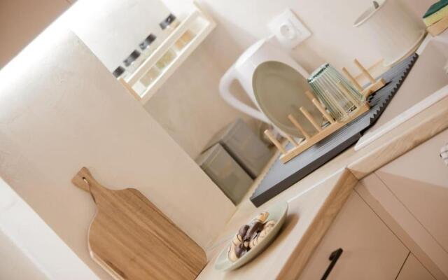 Apo-Zachari elegant apartment