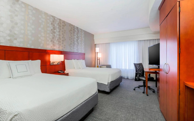 Courtyard by Marriott Dallas Arlington South